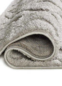 ALFOMBRA JUNO 111 DE ESTILO ESCANDINAVO CON RELIEVE EN COLOR GRIS - Alfombras - El Workshop-120 x 64 x 1.8 cm