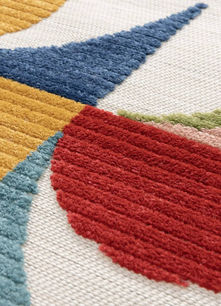 ALFOMBRA MILA 23524 DE ESTILO GEOMÉTRICO CON RELIEVE EN MULTICOLOR - Alfombras - El Workshop-150 x 80 x 0.5 cm