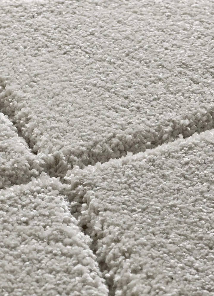 ALFOMBRA MOLIER 8785 DE ESTILO SHAGGY EN COLOR PLATA - Alfombras - El Workshop-120 x 60 x 2.5 cm