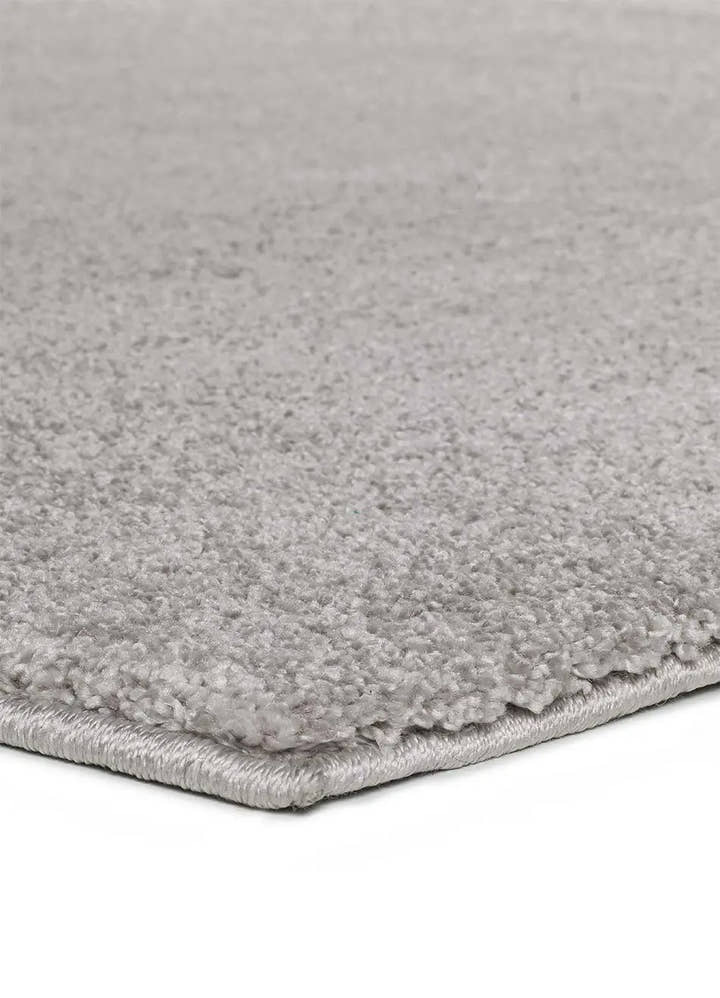 ALFOMBRA MONTANA LISO DE ESTILO MINIMALISTA EN COLOR PLATA - Alfombras - El Workshop-120 x 60 x 1.7 cm