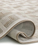 ALFOMBRA ONA 52094 DE ESTILO GEOMÉTRICO EN COLOR BEIGE en ambiente decorado (4)