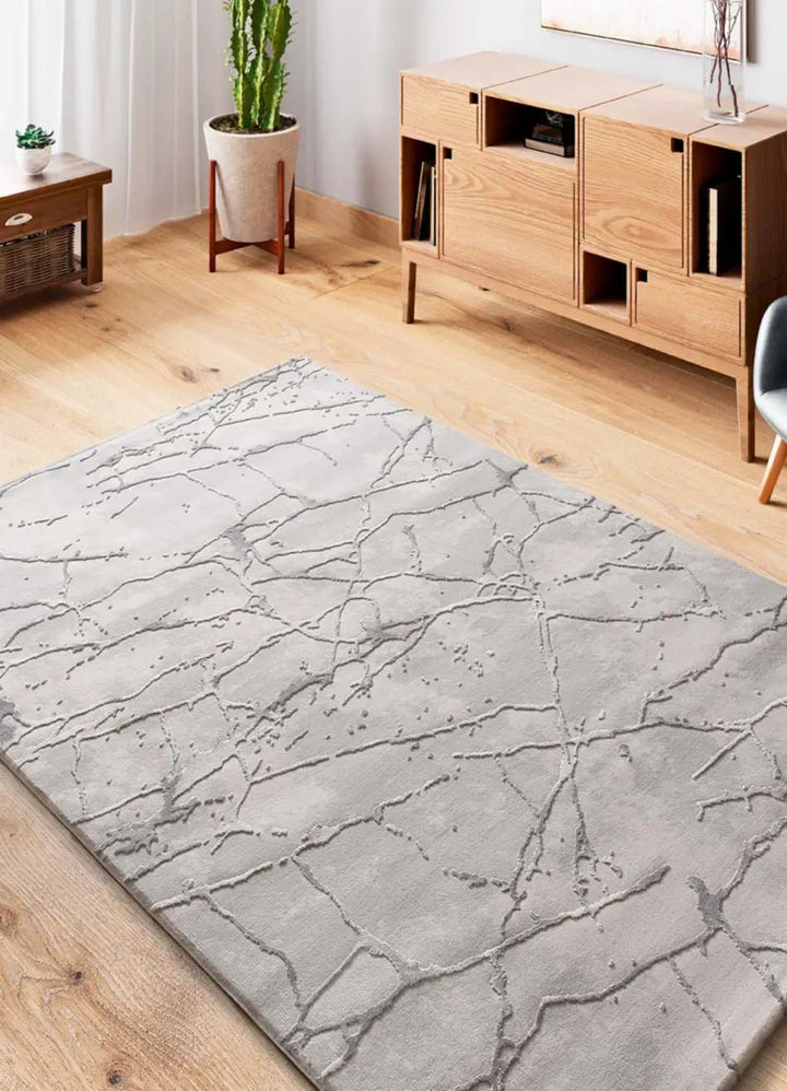 ORIS 35 MODERN STYLE CARPET WITH MARBLE EFFECT IN SILVER COLOR