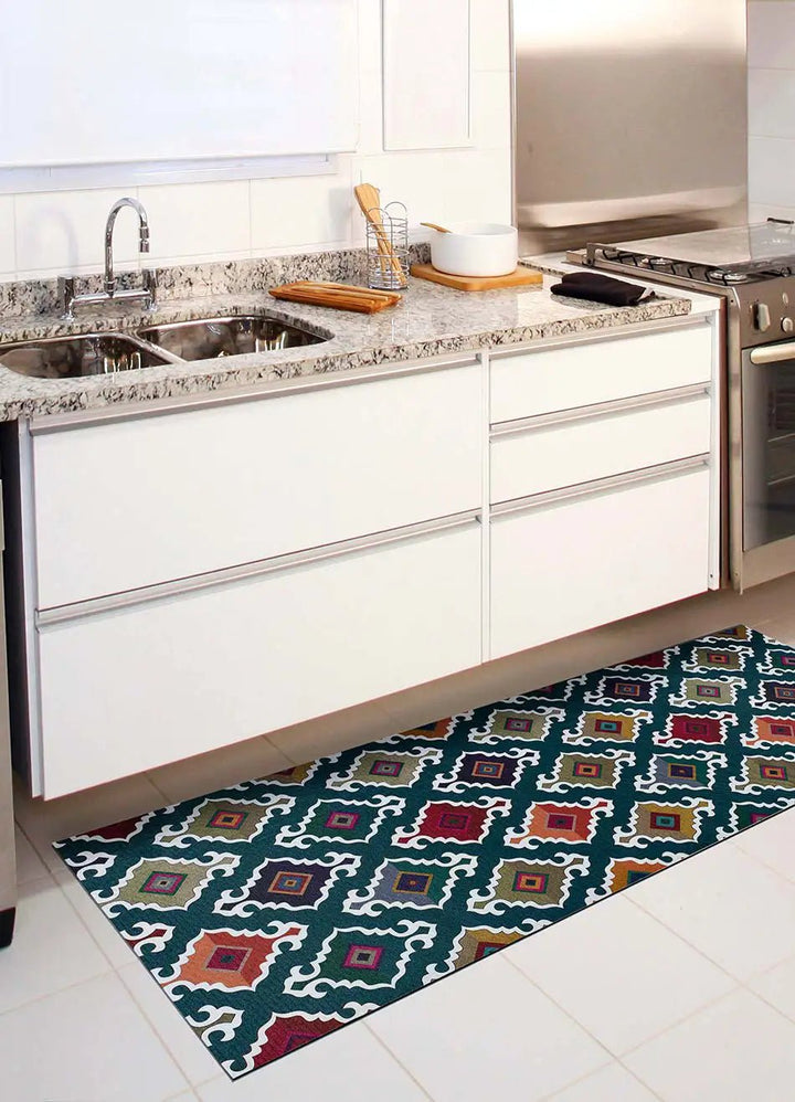 ALFOMBRA DE COCINA RICCI INDONESIA CON ESTAMPADO ÉTNICO EN COLOR VERDE