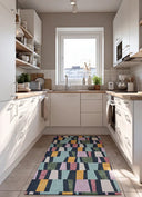 Alfombra de cocina Ricci Loop con estampado geométrico en multicolor en ambiente decorado