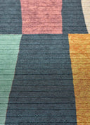 Alfombra de cocina Ricci Loop con estampado geométrico en multicolor, detalle de la textura