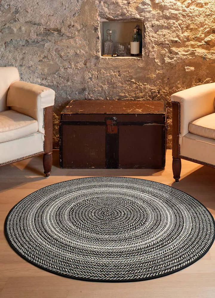 ALFOMBRA SILVANA 48837 DE ESTILO GEOMÉTRICO EN COLOR NEGRO - Alfombras - El Workshop-120 x 120 x 0.5 cm