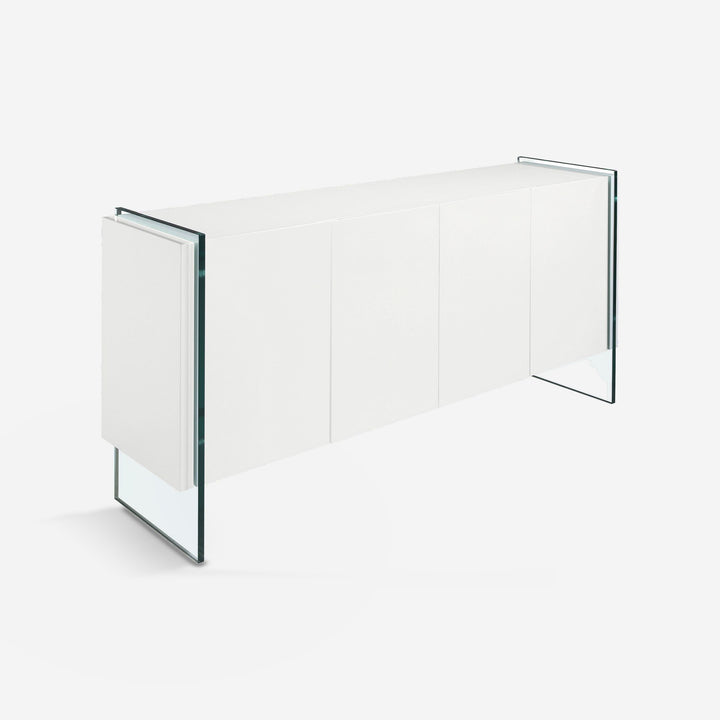 Aparador madera blanco y cristal templado sobre fondo gris de estudio