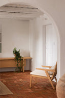 aparador de madera de roble estilo minimalista