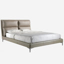 Cama polipiel color visón, foto de producto sobre fondo gris de estudio