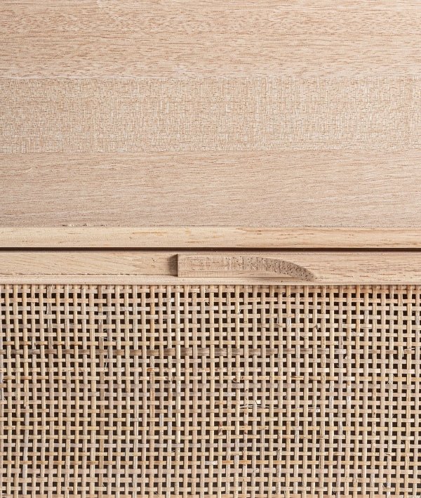 CÓMODA WEURTZ de madera de fresno en tono marrón claro combina diseño moderno y funcionalidad - Cómodas - El Workshop - madera de fresno