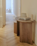 Consola Brisa en madera de roble o nogal en ambiente decorado (5)