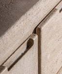 Aparador WERLE marrón claro en madera, estructura rectangular incluye amplias puertas y cajones - Aparadores - El Workshop - madera mdf