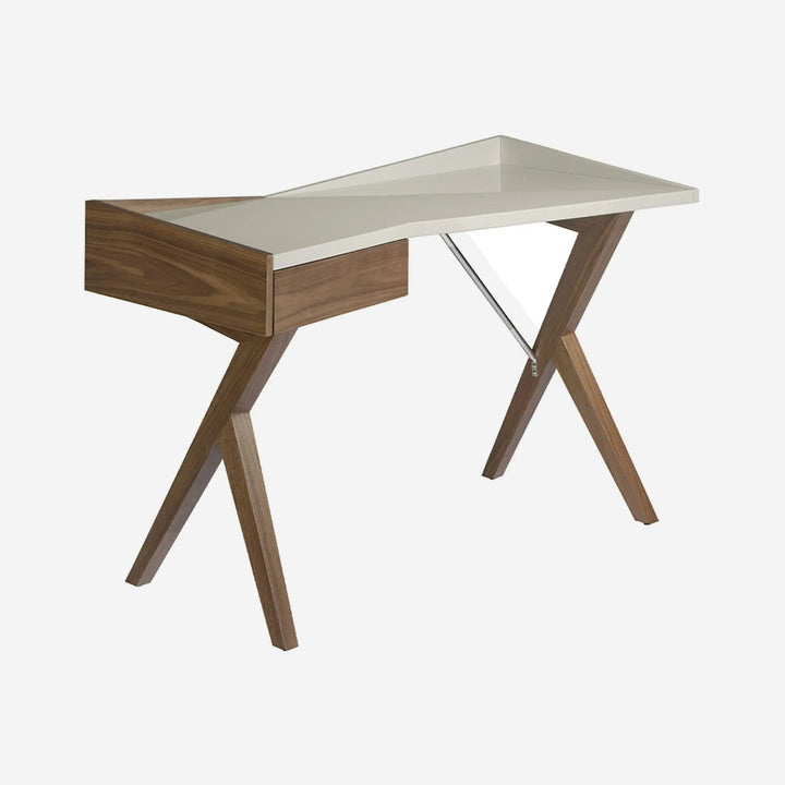Escritorio nogal con tapa de madera gris claro neutro, foto de producto sobre fondo gris de estudio