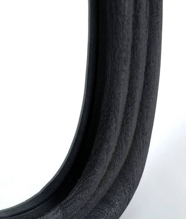 Espejo HUMBER laborado en madera con acabado negro - Espejos - El Workshop - madera de mango