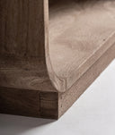 ESTANTERIA GRID geometría, orden y carácter artesanal