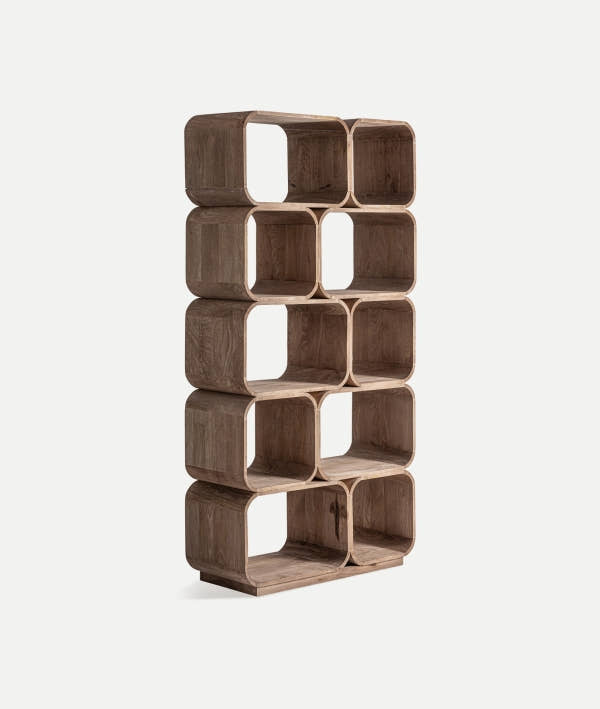 GRID SHELVING geometry, order and artisanal character