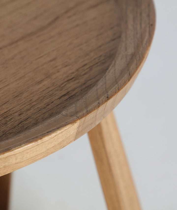 Table basse BUSHEY avec structure en bois en mindi et finition marron élégant