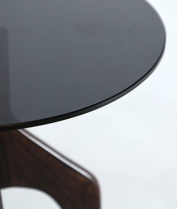 Table d'appoint BICKERTON élaboré en bois en ton marron chaleureux