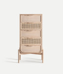 Cómoda WEURTZ de madeira de freixo em tom castanho claro combina design minimalista e elegância natural