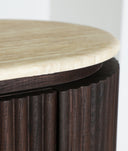 Buffet VERONA en bois foncé et marbre synthétique, lignes épurées et texture cannelée