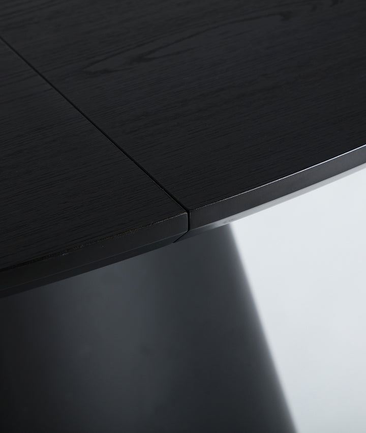 Mesa em melamina preta extensível Lizant