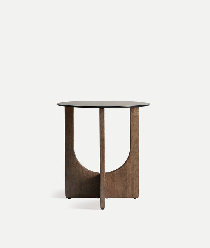 Mesa de apoio LUBECA castanha em madeira de borracha, leveza e design em cada detalhe