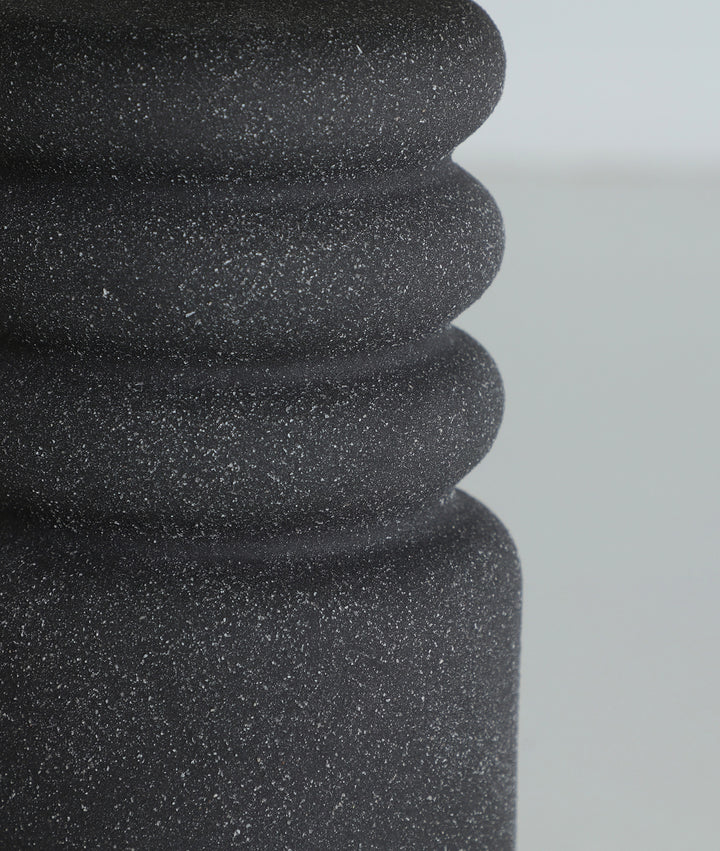 Lampe à poser Rokko en céramique noire