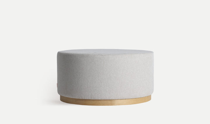 Repose-pieds RUREY rond en tissu avec socle en bois massif