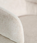 Cadeira LAVEN design envolvente e elegância intemporal