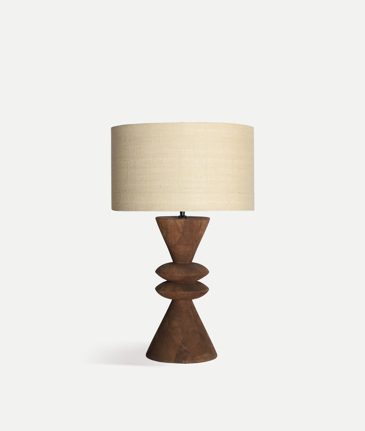 Lampe à poser SHAMA géométrie, chaleur et caractère naturelle