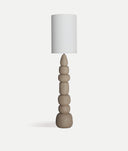 Lampadaire GLOBA, lumière sereine à la présence sculpturale