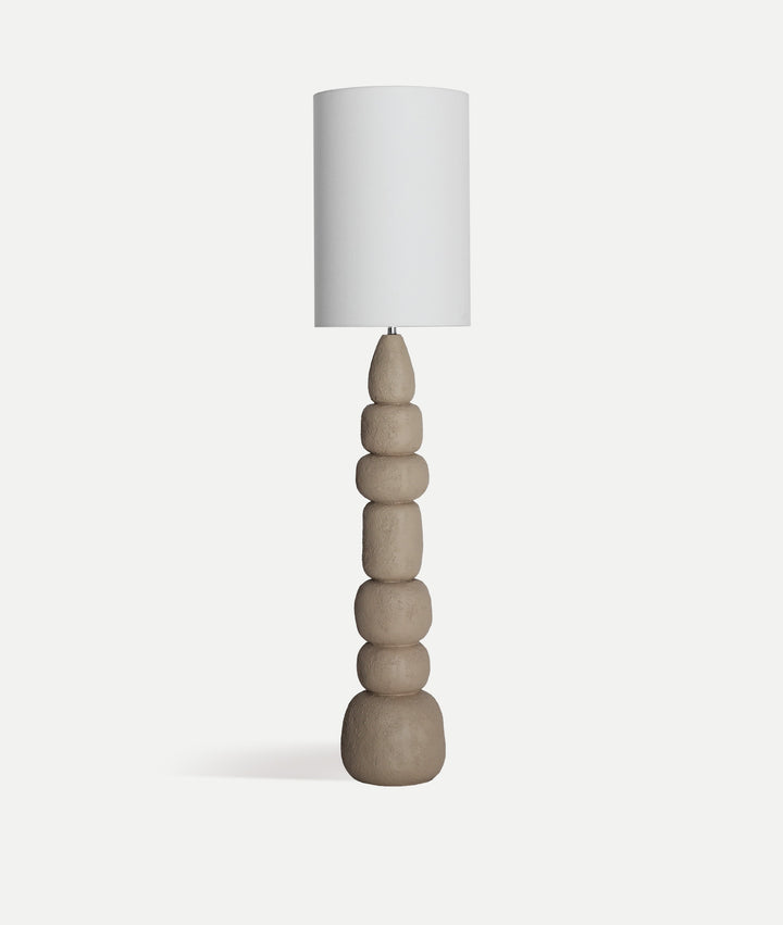 GLOBA FLOOR LAMP serene light with sculptural presence