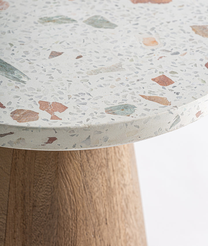 Table d'appoint LAUTREC simplicité nordique avec chaleur naturelle