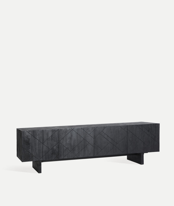 BOULOC TV UNIT: modernity and geometric presence