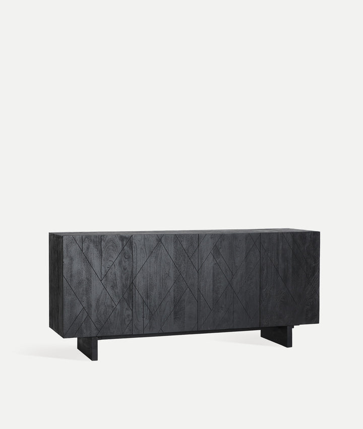 BOULOC SIDEBOARD: Visual strength and contemporary character