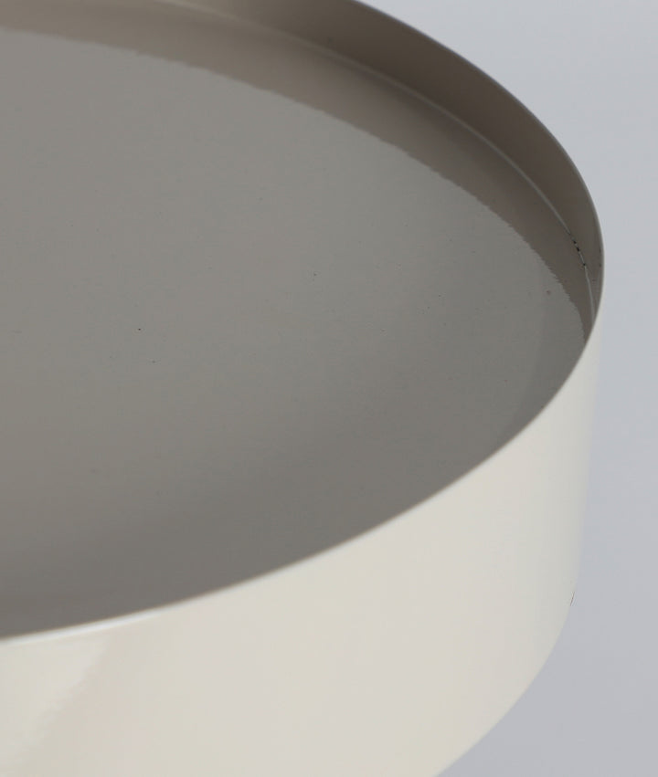MIST NIGHTSTAND: luminosity and functional simplicity