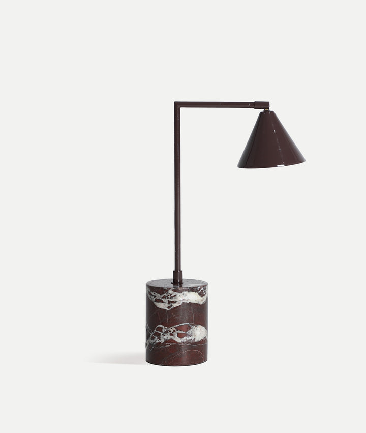 Candeeiro de mesa NERO elegância contemporânea com contraste e textura