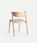 Chaise WIELER élégance nordique et fonctionnalité équilibrée