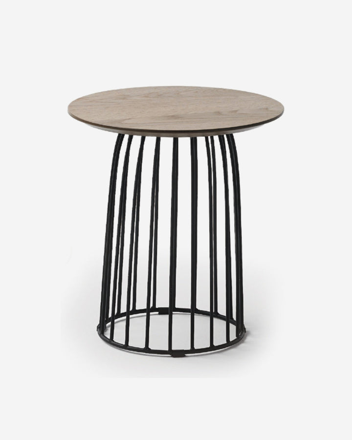 Mesa auxiliar de roble madera y patas de metal, foto de producto