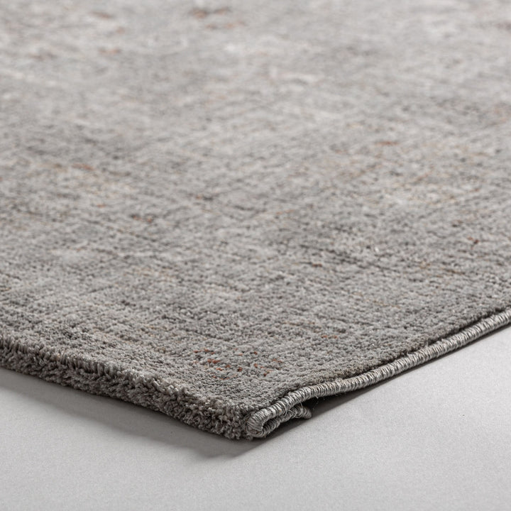 Alfombra de poliéster en color gris – detalle