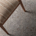 Alfombra de poliéster en color gris – detalle