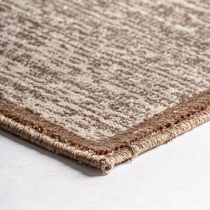 Alfombra de viscosa en tonos marrones 300 x 200 cm – detalle
