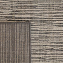 Alfombra de viscosa y poliéster en color gris – detalle