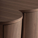 Aparador de chapa de nogal y MDF en color marrón natural – detalle