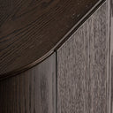 Aparador de chapa de roble y MDF en color marrón teñido – detalle