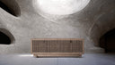 Aparador de madera de mango en color marrón 234 x 56 x 86 cm – detalle