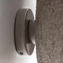 Aplique de pared de papel maché y hierro en color marrón – detalle
