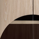 Armario de madera de roble y cristal en color beige – detalle