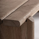 Banco de madera de mango en color marrón claro – detalle