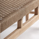 Banco de madera de teca en color marrón de estilo nórdico – detalle